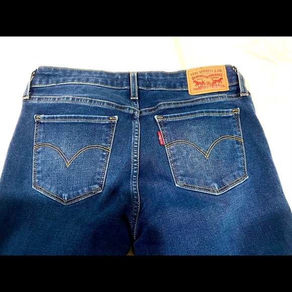 EUC Levi’s Women’s Skinny Jeans - Picture 4 of 4